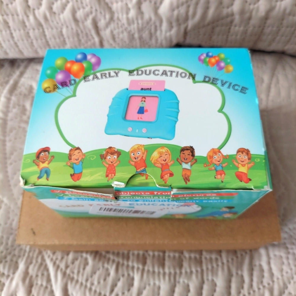Card early Fun educational device Has USB chargerr New IN BOX